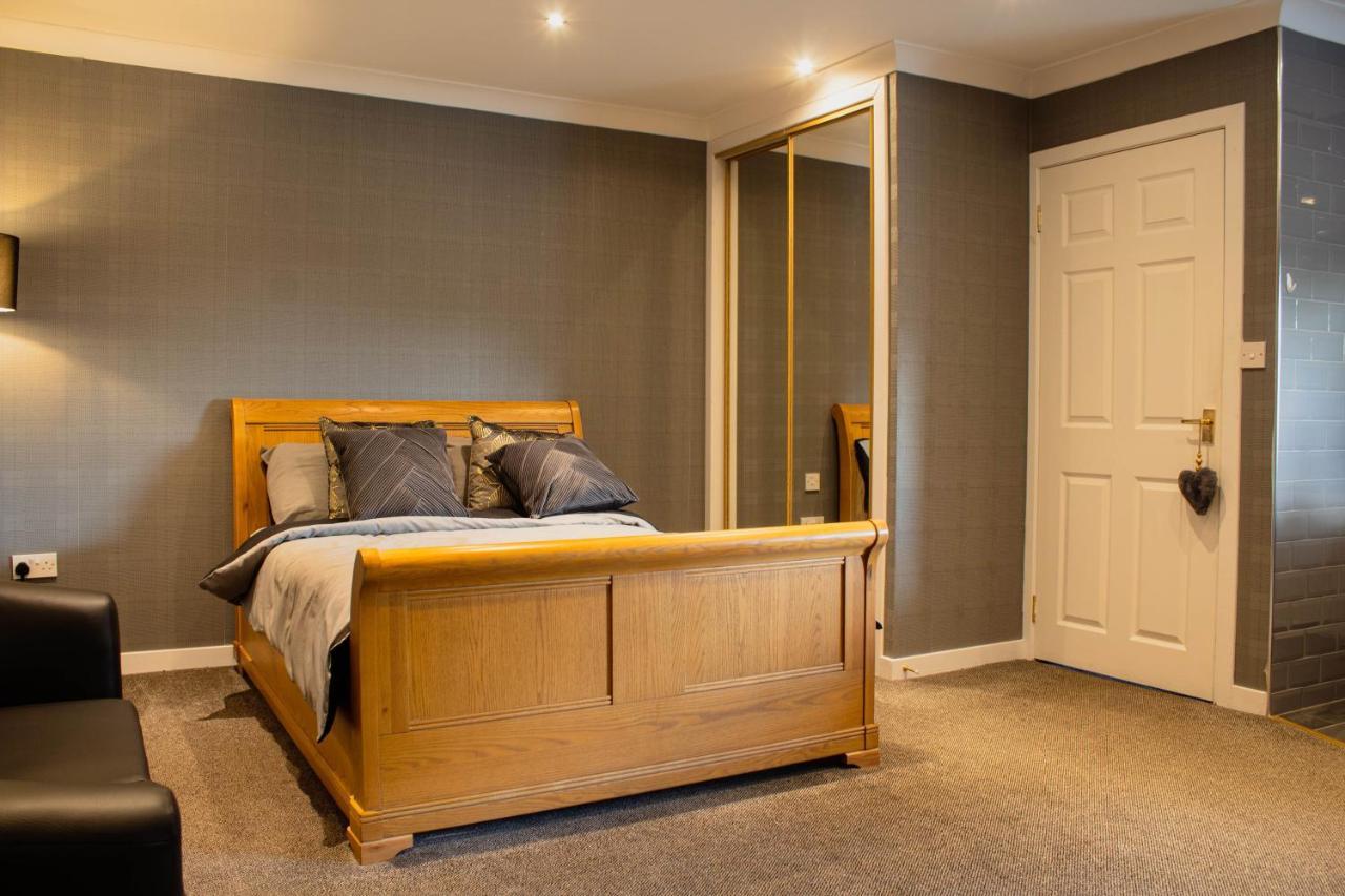 Forth Apartments Кърколди Екстериор снимка