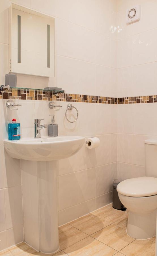 Forth Apartments Кърколди Екстериор снимка